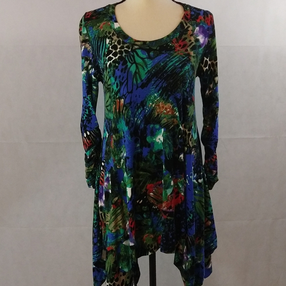 Philosophy Tops - Philosophy Tunic - Size Small - NWT
